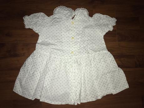 Dievčenský balík šiat + 2 pančušky, 68–80