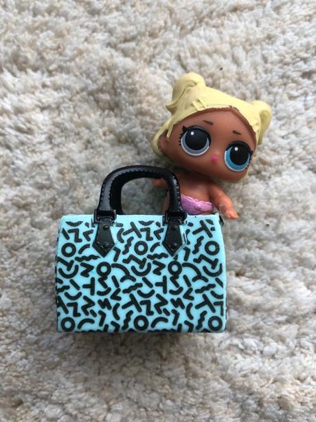 Lol surprice sestričky, 