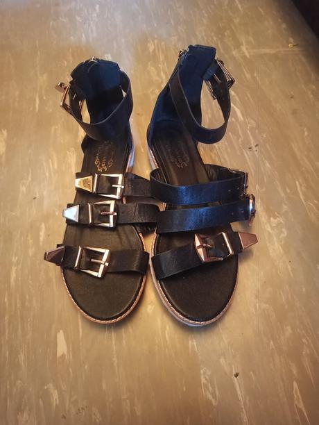 Remienkové sandále, 36