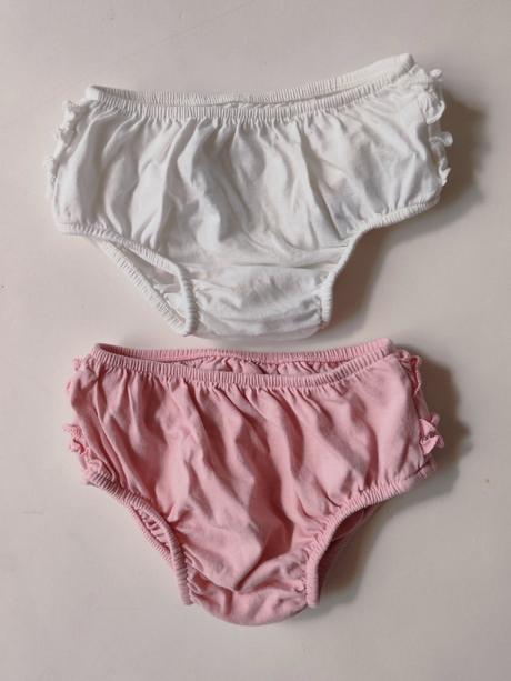 Gaťky pod šatky, 74