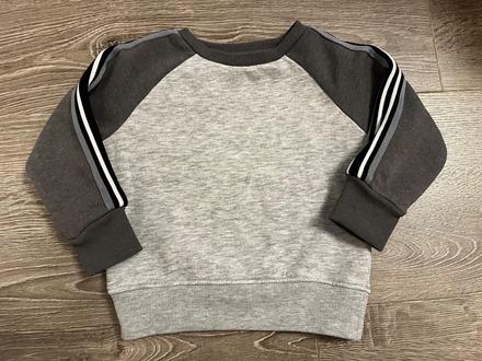 Seda krasna mikinka, next, 86, next,86