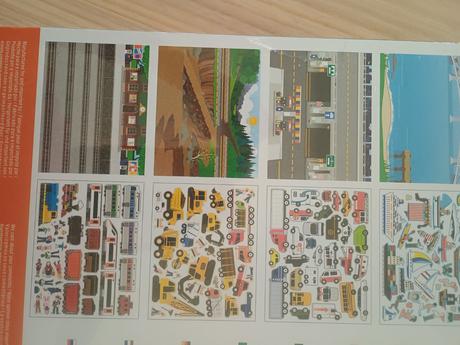 Kniha s novupouzitelnymi samolepkami zabalena, 