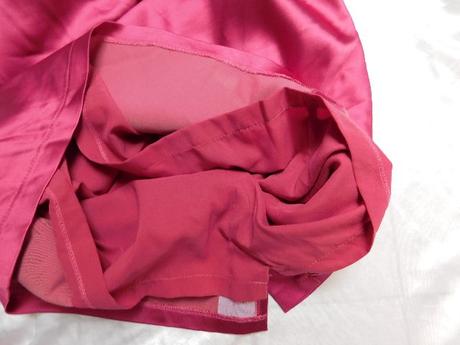 Luxusne velmi pekne saty na slavnost, 40