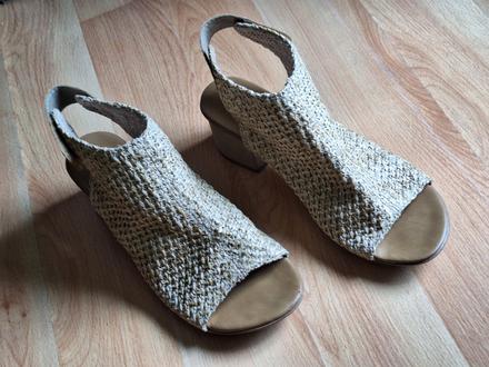 Sandále, rieker,38