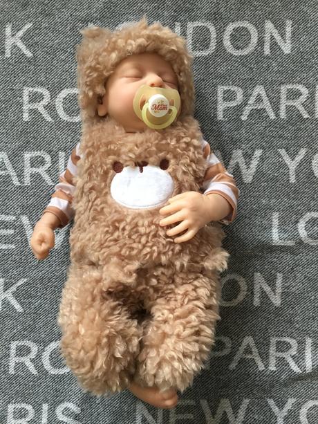 Realisticka babika, babatko 42cm,