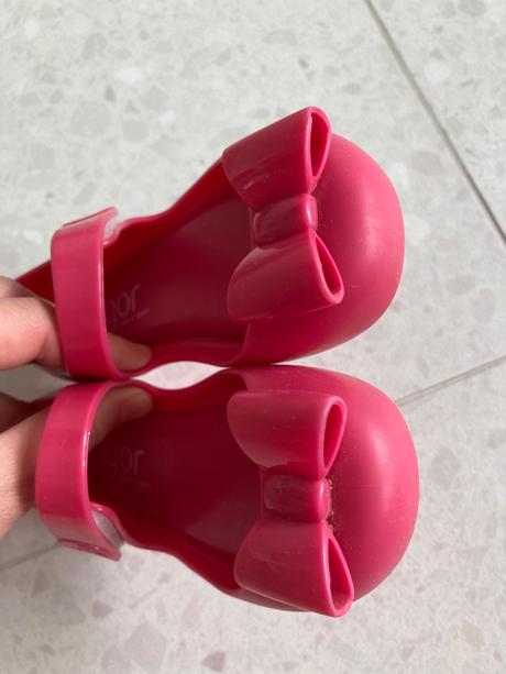 Roztomilé sandálky igor, 24
