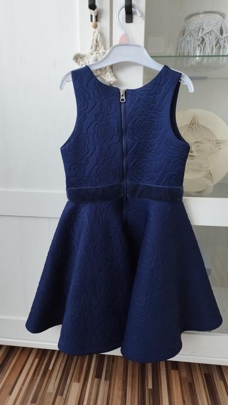 Dievčenské šaty 122, 122