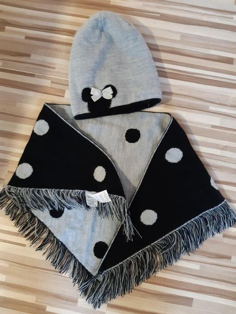 Čiapka so šálom, 128