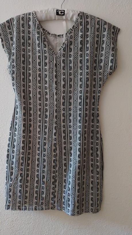 Pohodlné ľahké letné šaty zn. c&a, c&a,s