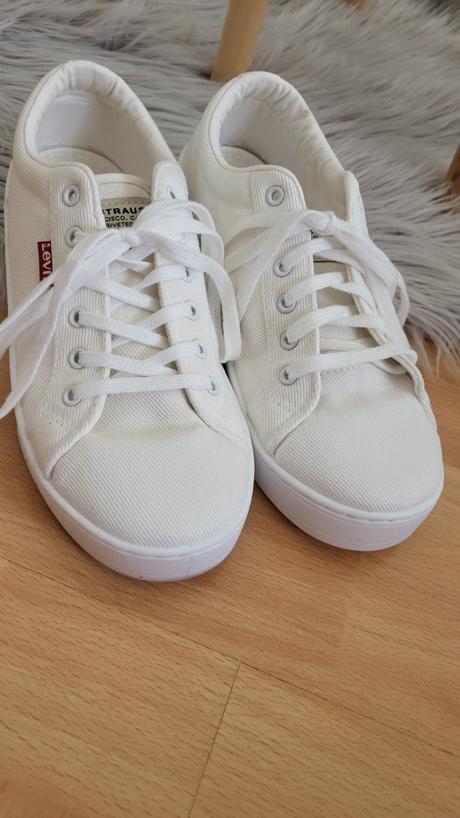 Platenky levis, levis,37