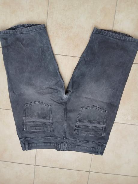 Kratasy, xl