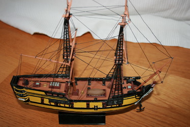 Model pirátskej lode black falcon,