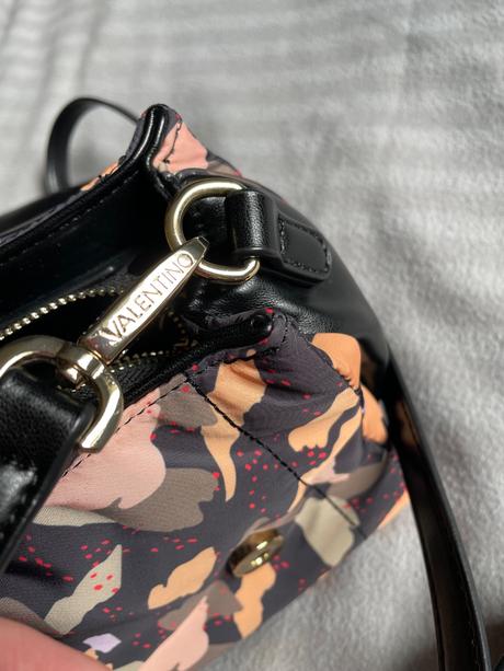Kabelka valentino maskacova, valentino