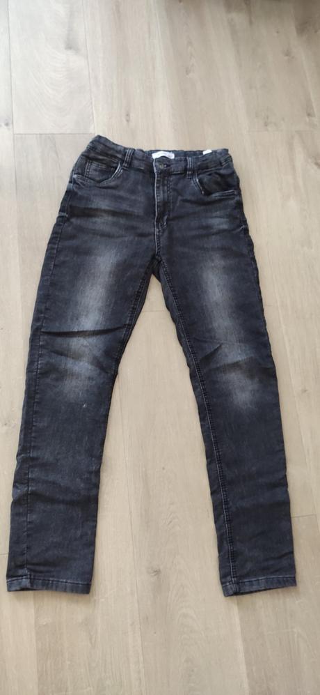 Čierne rifle, reserved,164