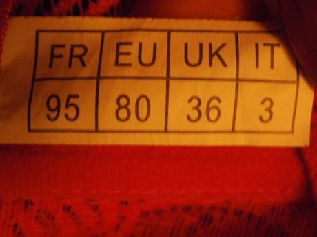 Vystužená podprsenka, 80b