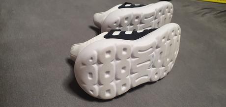 Ľahké tenisky, adidas,32