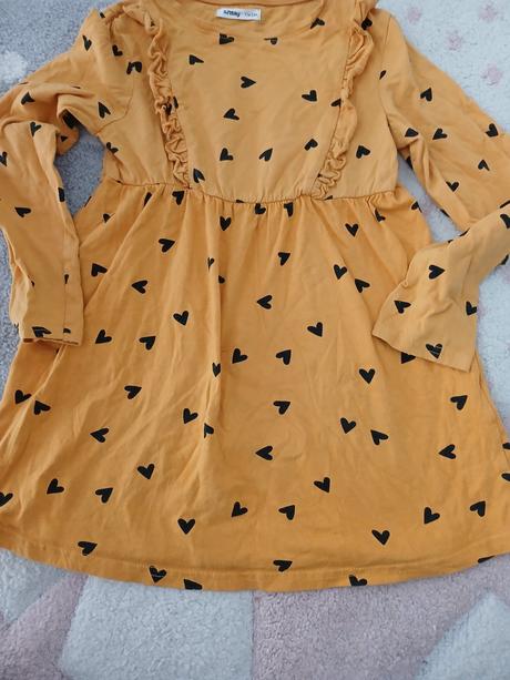 Krásne šaty super stav, sinsay,116