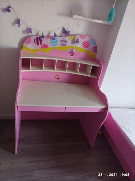 Detská dievčenská zostava, 