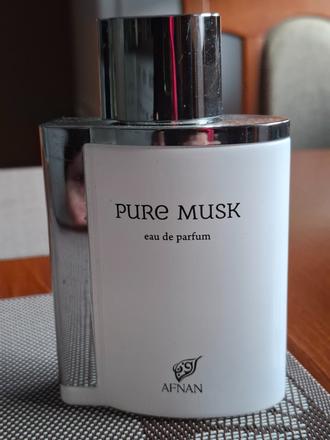 Afnan pure musk, 