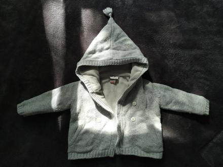 Zateplený svetrík, 74