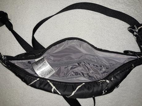 Ľadvinka calvin klein, calvin klein