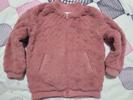 Krásny teply svetrík, c&a,98