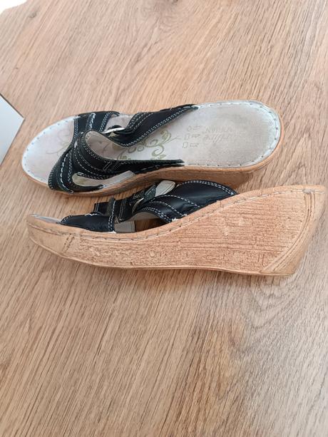 Šlapky kožené, 39