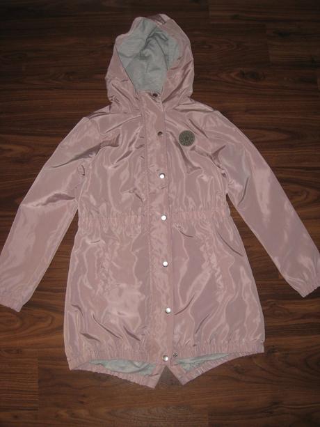 Dievčenská parka na 12 rokov, 152