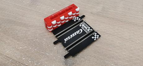 Predám diely na autodráhu carrera go , d 143, 