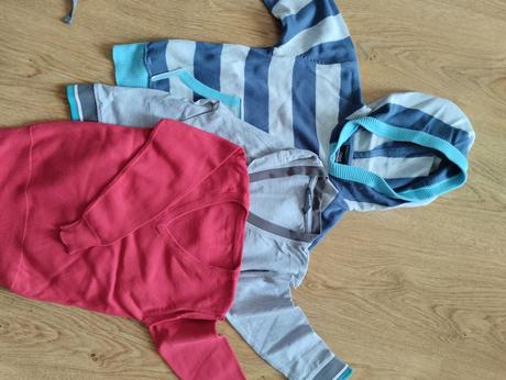 Balík oblečenia, 104–116