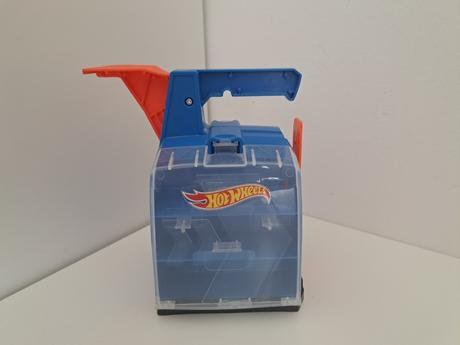 Hot wheels - draha so zasobnikom na auta,