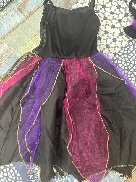 Maska na karneval bosorka, 