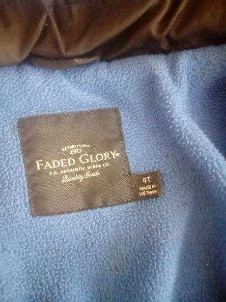 Zimna bunda na dvor, 104