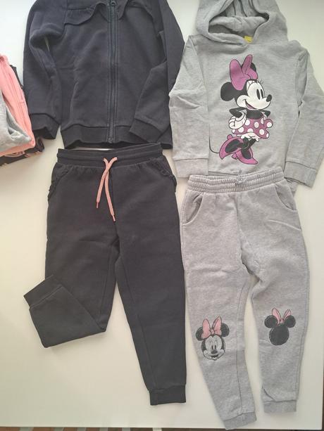 2x teplakova súprava 5/6 rokov, disney,110
