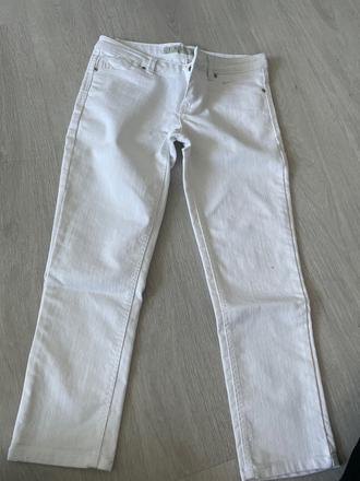 Biele jeansy, 36