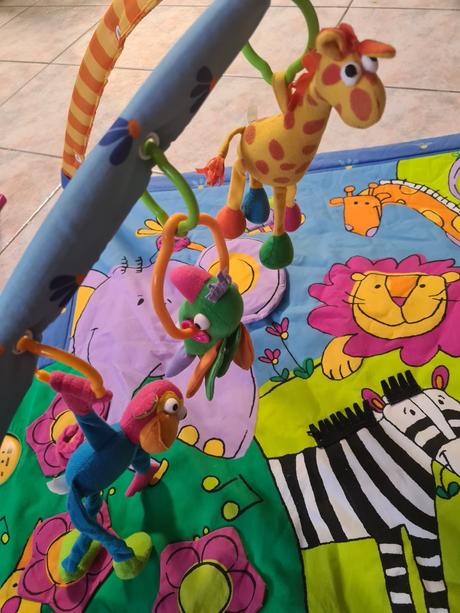 Hracia deka tiny love (hudba, svetlo), 