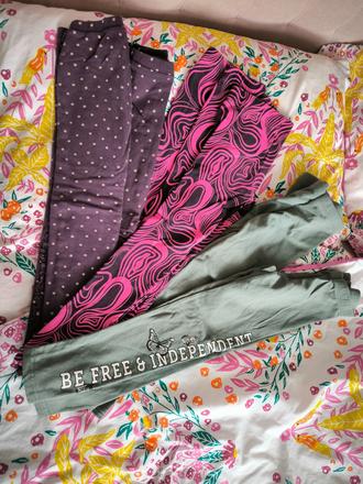 Teplé legíny 134, 134