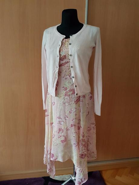 Jemné romantické bledoružové midi šaty s, s