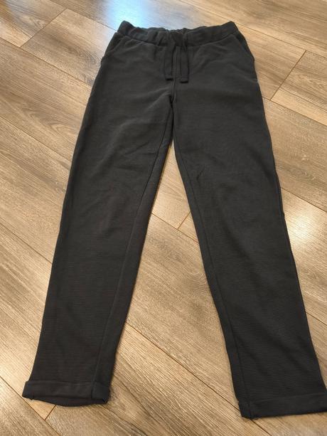 Antracitové elegantné tepláky 146/152, pepperts,146