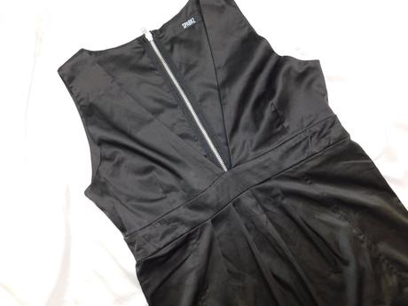 Luxusne elegantne strečove šaty, 38