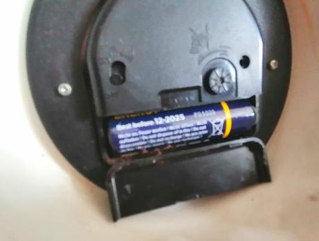 Keramické hodiny, bielo - modré, top stav,