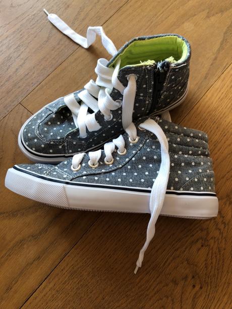 32 reserved tenisky, reserved,32