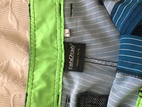 Šortky fr značky tshotsh, l