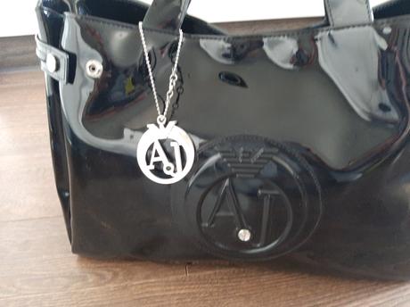 Aj   kabelka s poštou., armani