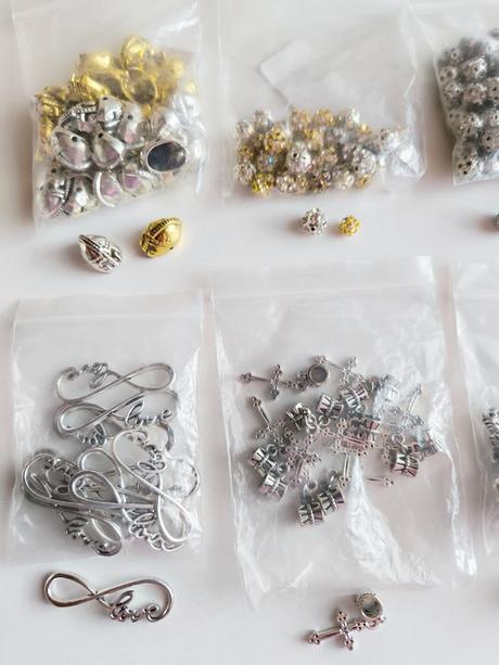 Materiál na náramky, 