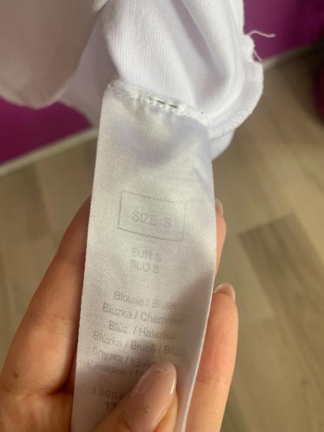 Biele elegantné tričko, orsay,s