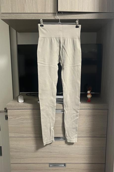 Bezšvové legíny m-l, pull&bear,m