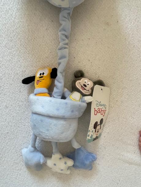 Velka disney zvonkohra nad postielku ci na stenu, 