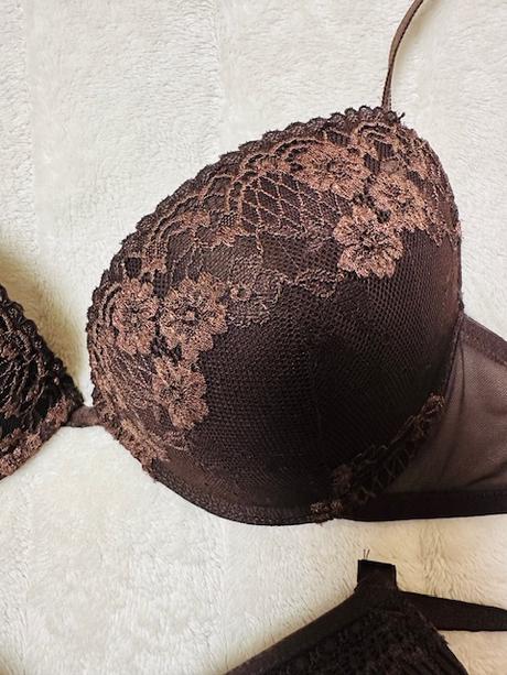 Čokoládovo-hnedé podprsenky 2 kusy za 1 cenu 85b, 85b