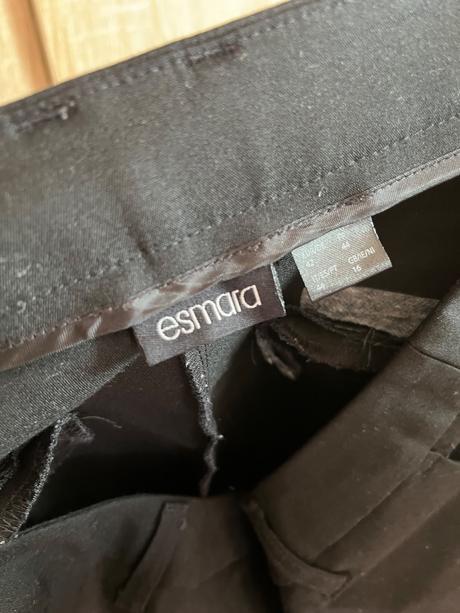 Elegantné čierne nohavice, esmara,42